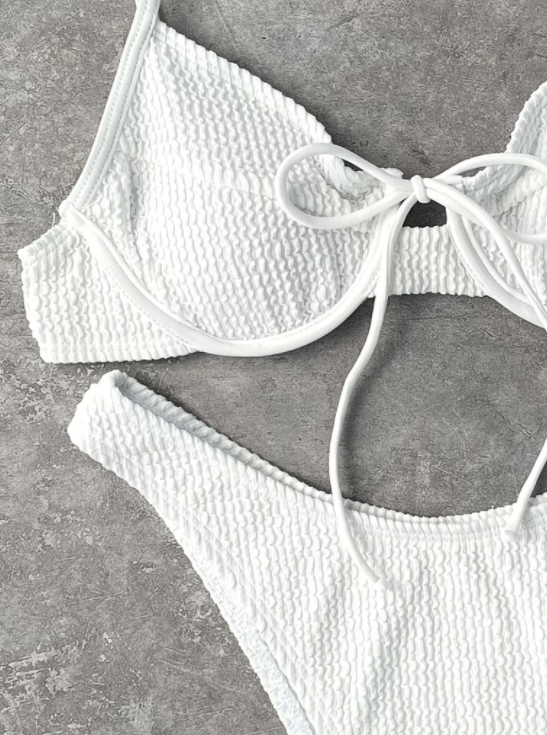 Pre-order: A Day In A Bikini – by camilla