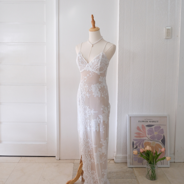 Pre-order: Tifania dress